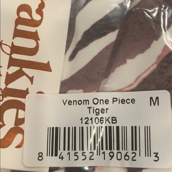 Frankie’s bikinis “Venom” in tiger - Picture 5 of 5